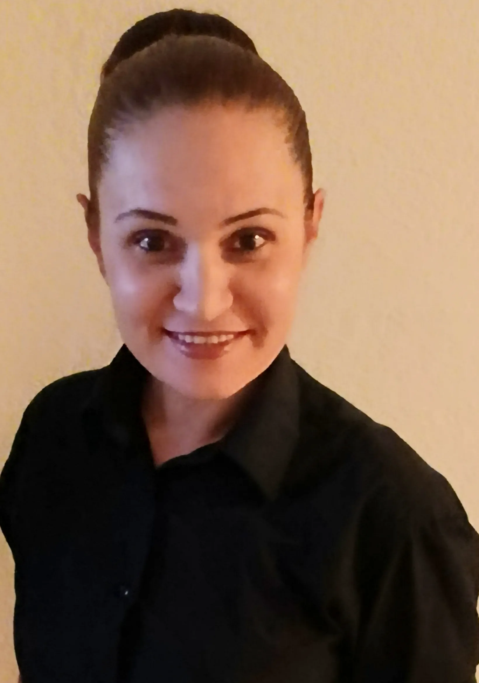 Mirela C.